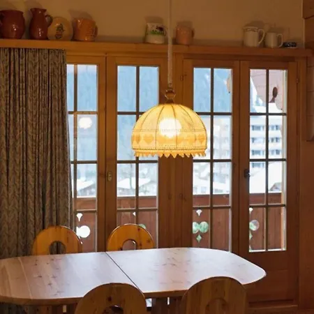 35 - Zimmerwohnung Chalet Im Zwygarten In *